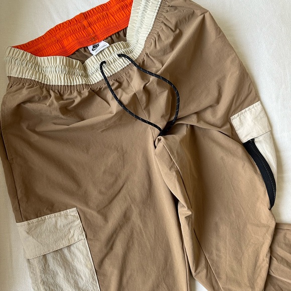 Nike Cargo Pants | Small - Picture 2 of 6